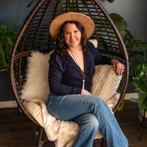 Meet your Posher, Amanda